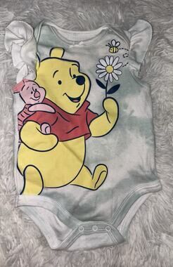Disney Baby Winnie The Pooh 0-3 One Pc. Snap Bottom Top. Adorable, Soft